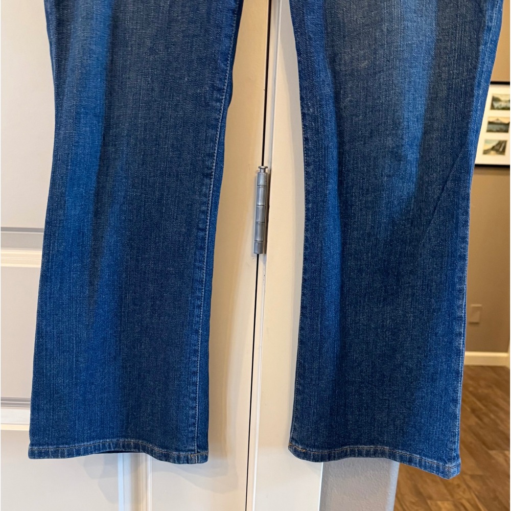 Lauren Jeans Co. Ralph Lauren Wmns Petite 10P Bootcut Denim Classic Blue Jeans - Picture 3 of 9